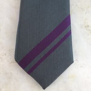 SOVEREIGN CODE  GRAY PURPLE REGIMENT STRIPE NECKTIE